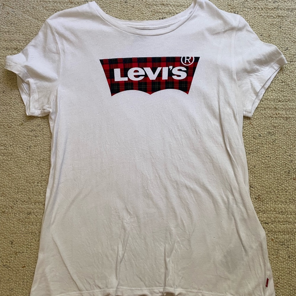 Levi’s Tee
